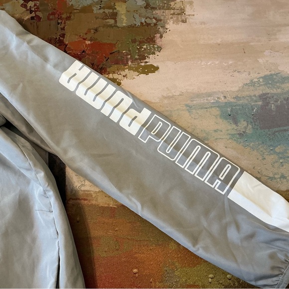 PUMA - Windbreaker NWT - Picture 5 of 12
